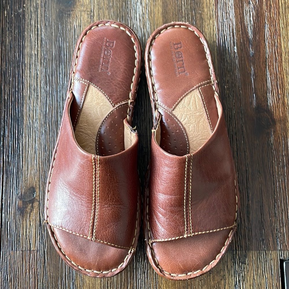 Born leather slip on sandals